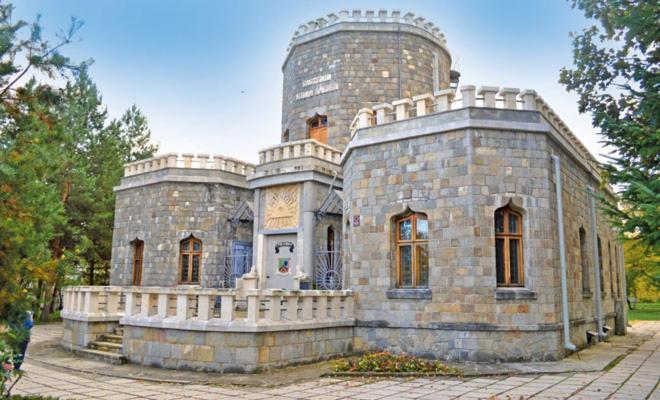 Tudor'S Mountain Retreat Cîmpina Luaran gambar